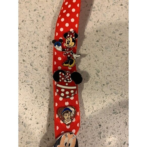 Minnie Mouse lanyard with pins  bu - Picture 3 of 8